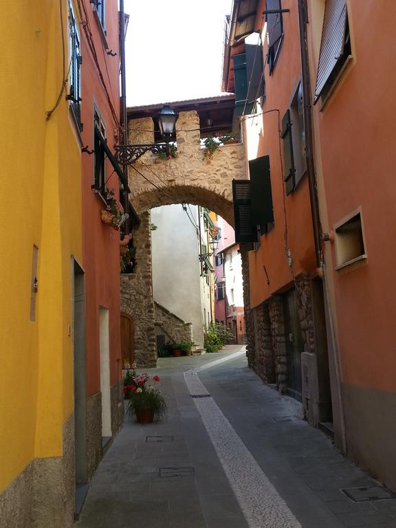 La Luna Nel Borgo Brugnato Exterior photo